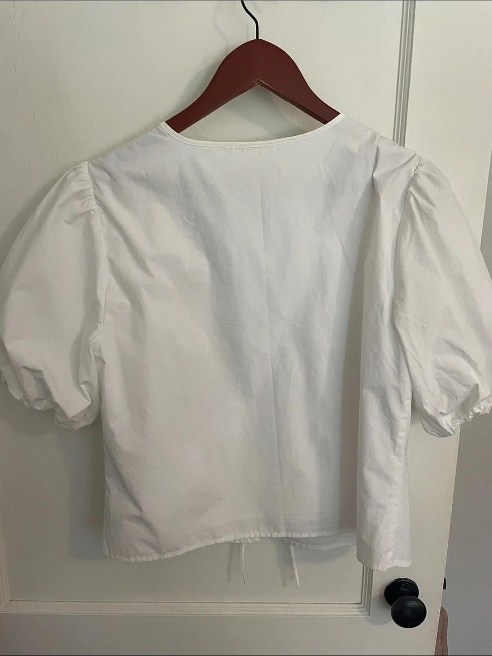 Abercrombie & Fitch White Tie-Front Puff Sleeve Blouse